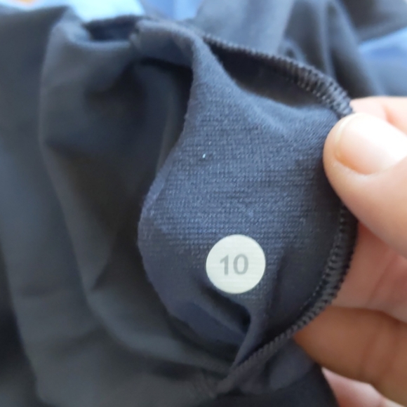 Lululemon tank - Picture 2 of 2